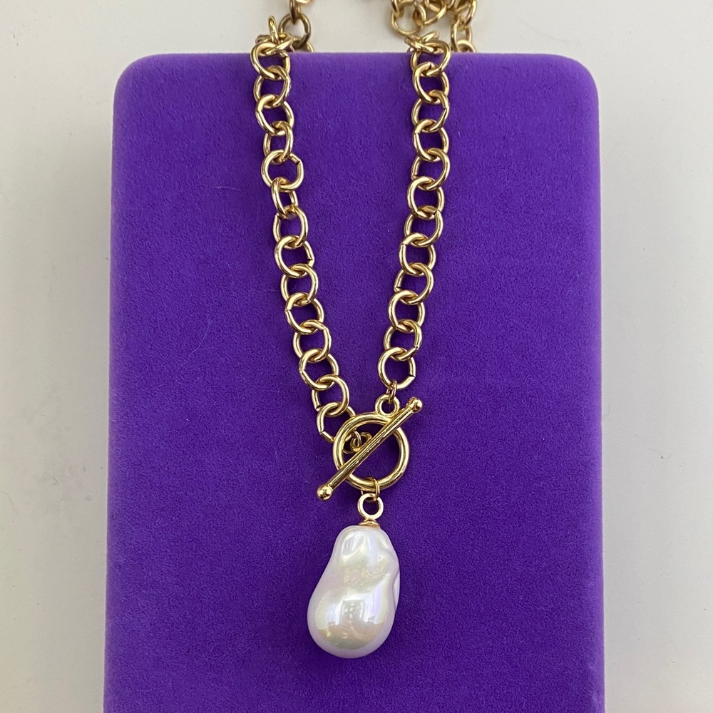 Gold Chain Necklace with Pearl Pendant - Women's Fashion Necklace